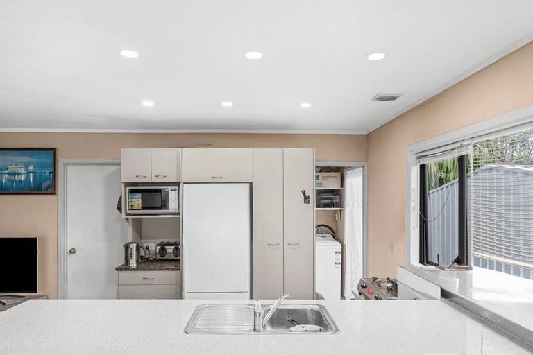 Photo of property in 40 Alexander Avenue, Papatoetoe, Auckland, 2025