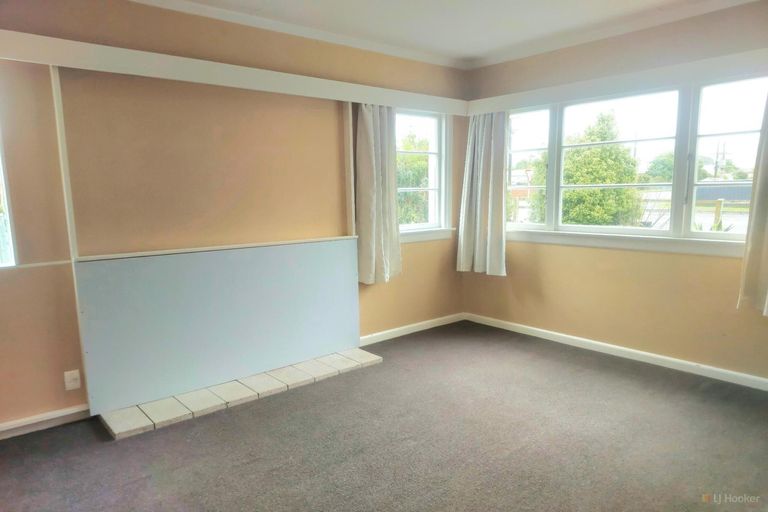 Photo of property in 53 Rhodes Street, Waimate, 7924