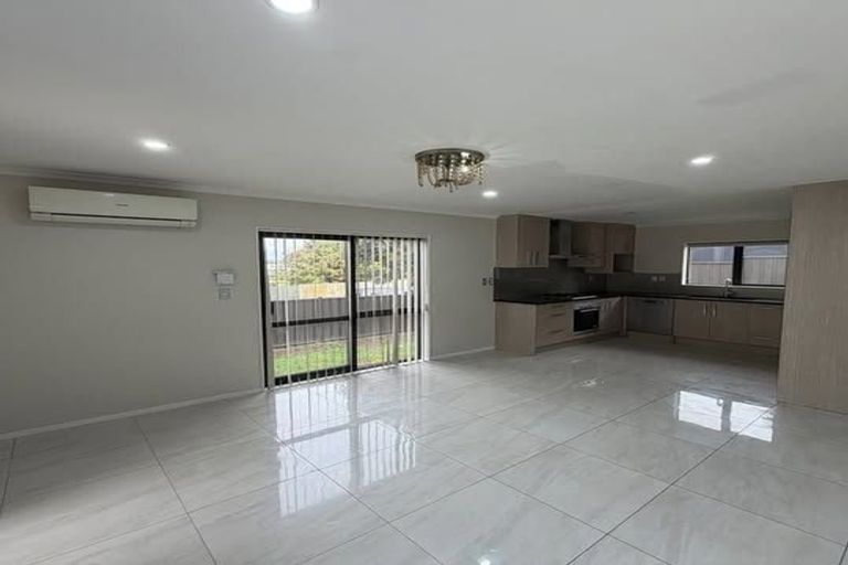 Photo of property in 6 Goyal Lane, Pakuranga, Auckland, 2010