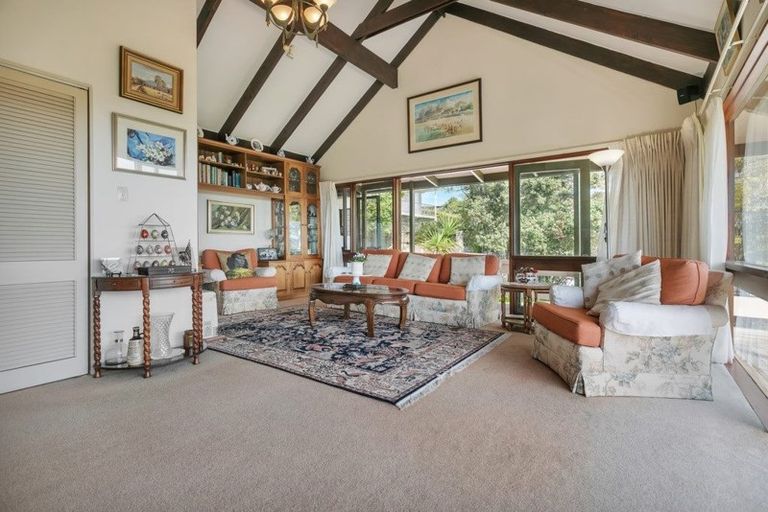 Photo of property in 7 Galaxy Drive, Mairangi Bay, Auckland, 0630