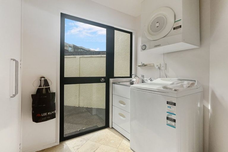 Photo of property in 2/40 Walter Street, Hauraki, Auckland, 0622