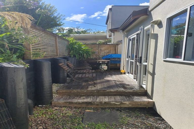 Photo of property in 2/491 Whangaparaoa Road, Stanmore Bay, Whangaparaoa, 0932