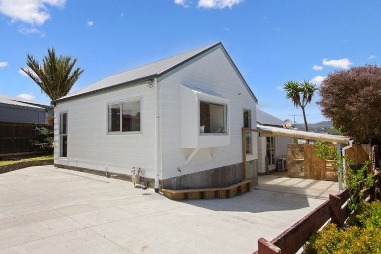 Photo of property in 39 Clipper Street, Titahi Bay, Porirua, 5022