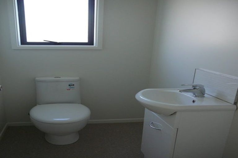 Photo of property in 18 Glover Place, Onerahi, Whangarei, 0110
