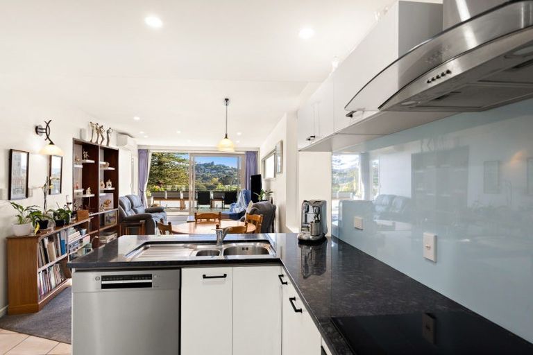 Photo of property in Bridgewater Apartments, 201/7 Te Rangi Cross Road, Paihia, 0200