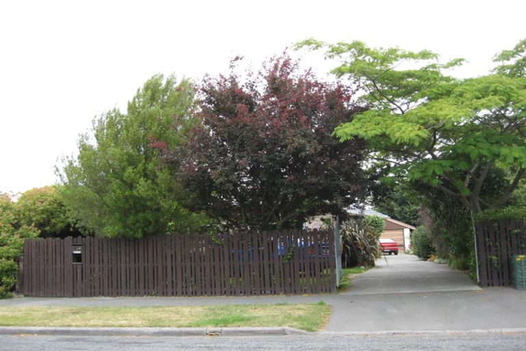 Photo of property in 14 Besant Place, Avondale, Christchurch, 8061