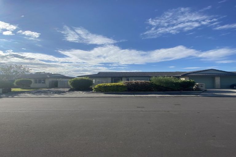 Photo of property in 6/64 Tapu Road, Huapai, Kumeu, 0810