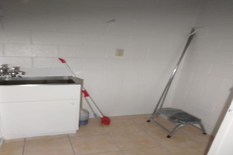 Photo of property in 2/27 Berwyn Avenue, Takanini, 2112