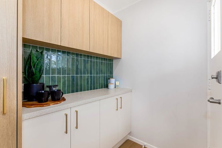 Photo of property in 43 Leicester Street, Cannons Creek, Porirua, 5024