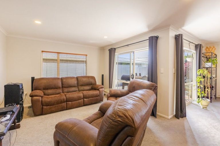 Photo of property in 4a Nikau Street, Taradale, Napier, 4112