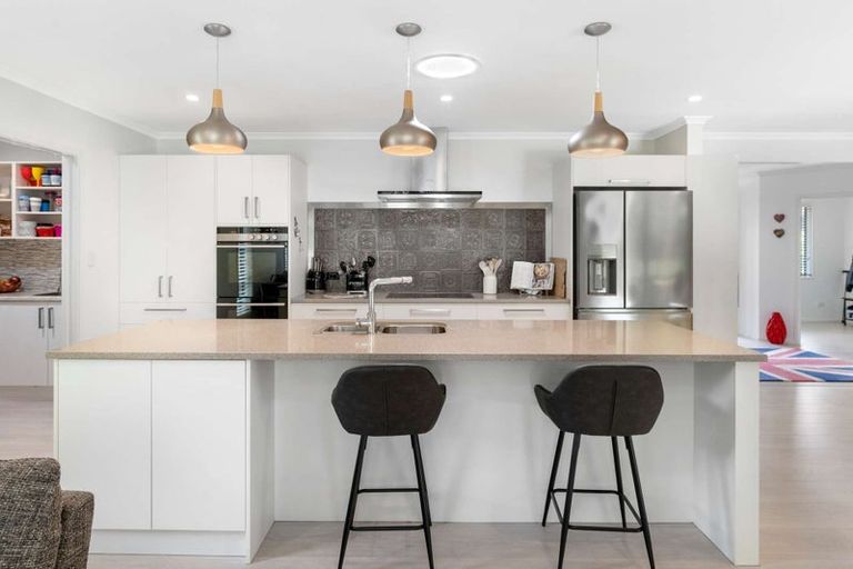 Photo of property in 2g Country Club Lane, Waiuku, 2123