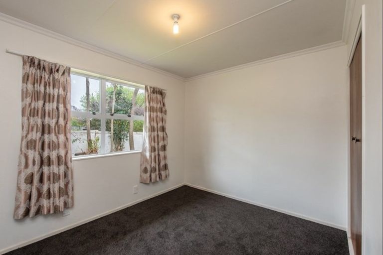 Photo of property in 68 Highbury Drive, Levin, 5510