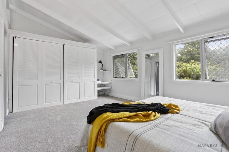 Photo of property in 68 Wood Bay Road, Titirangi, Auckland, 0604