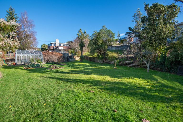 Photo of property in 3 Martin Road, Fairfield, Dunedin, 9018