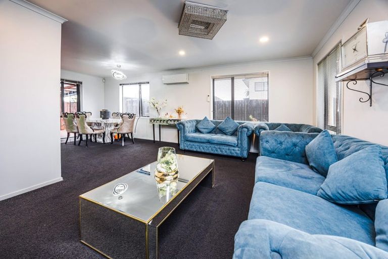 Photo of property in 54 Cyclamen Road, Mangere, Auckland, 2022