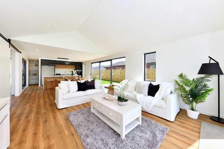 Photo of property in 44 Blue Jacket Drive, Halswell, Christchurch, 8025