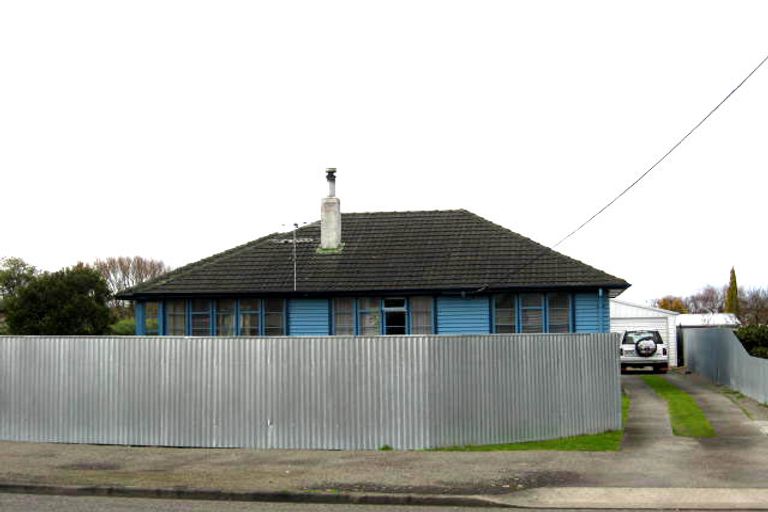 Photo of property in 7 Solway Street, Solway, Masterton, 5810