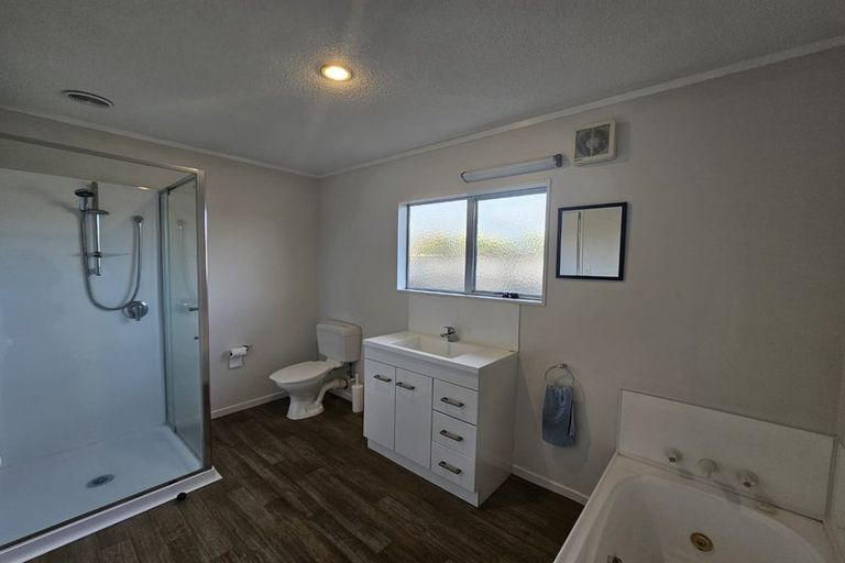 Photo of property in 1313 Papamoa Beach Road, Papamoa Beach, Papamoa, 3118