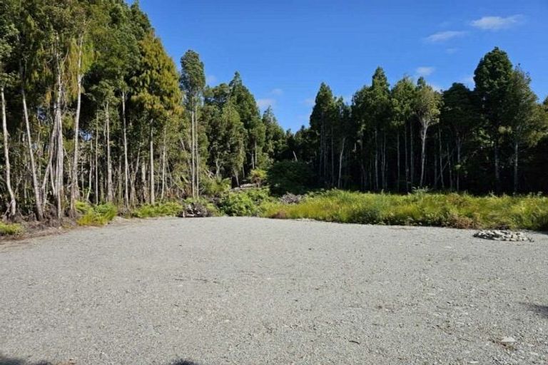 Photo of property in 5 Sadler Place, Kumara Junction, 7882