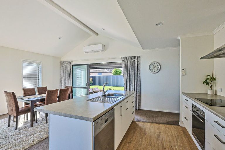 Photo of property in 14 Manapouri Street, Poraiti, Napier, 4112