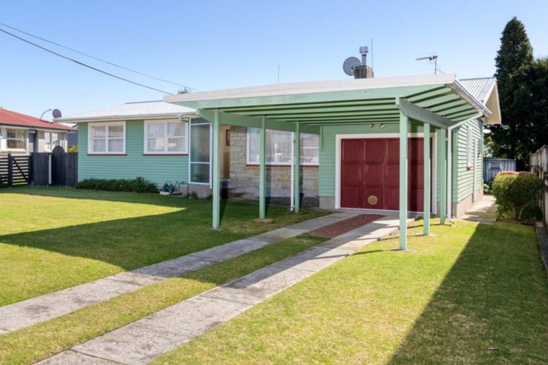 Photo of property in 261 Grange Road, Otumoetai, Tauranga, 3110