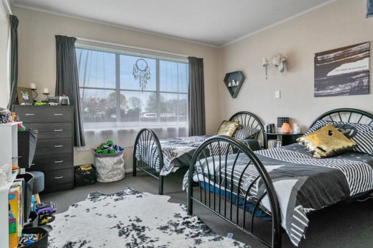 Photo of property in 19 Vogel Street, Cambridge, 3434