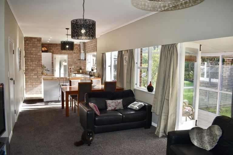 Photo of property in 14b Hariata Street, Otaki, 5512