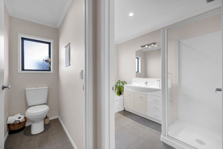 Photo of property in 4 James Drive, Bell Block, New Plymouth, 4312