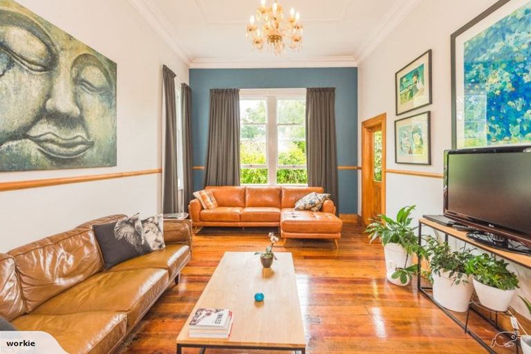 Photo of property in 37 Karewa Street, Castlecliff, Whanganui, 4501