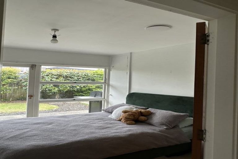 Photo of property in 2/55 Garreg Road, Bryndwr, Christchurch, 8052