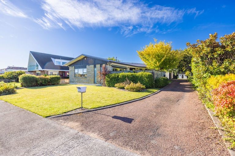 Photo of property in 24 Clements Crescent, Queenwood, Hamilton, 3210