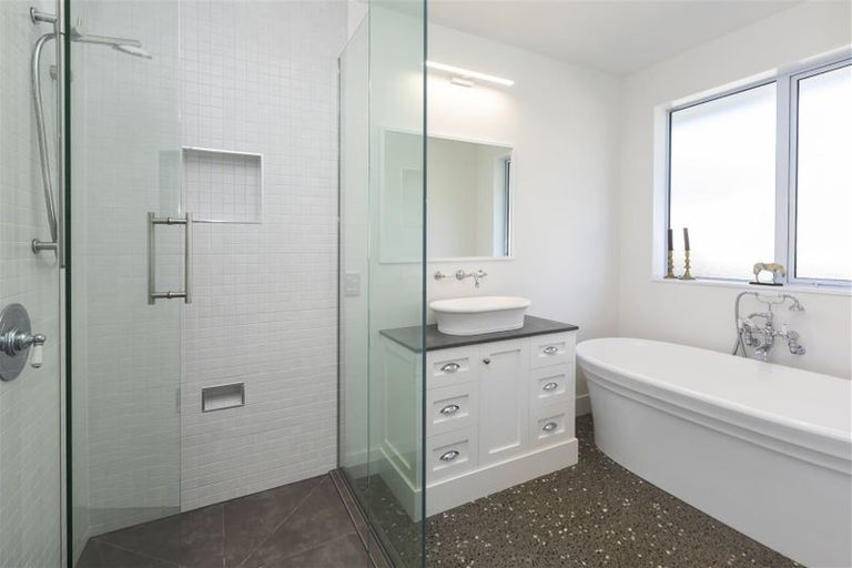 Photo of property in 17 Long Acre Drive, Cracroft, Christchurch, 8022