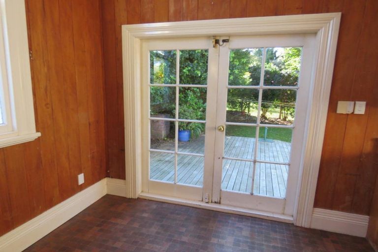 Photo of property in 107 Liardet Street, New Plymouth, 4310