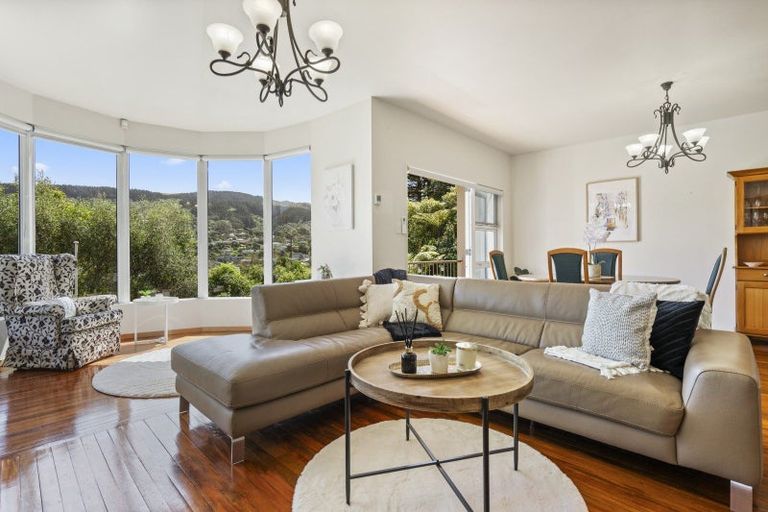 Photo of property in 11f Duncan Street, Tawa, Wellington, 5028