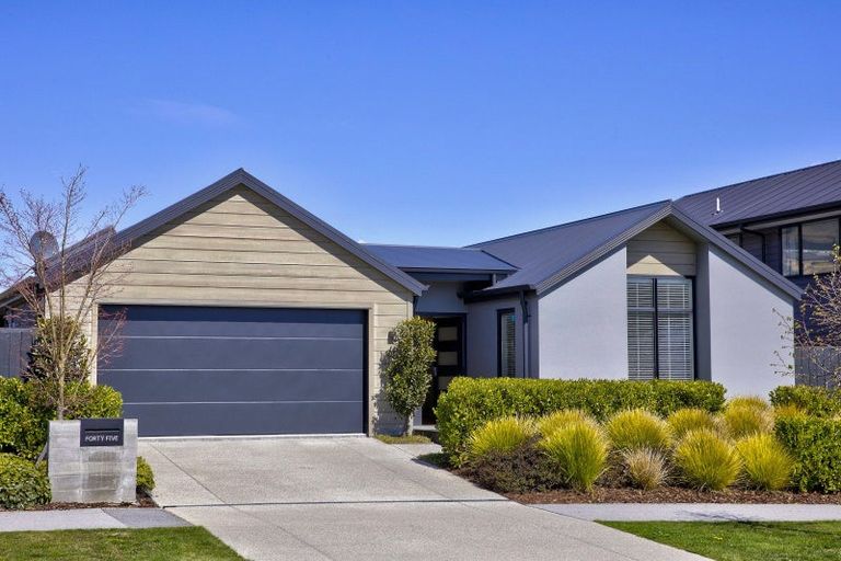 Photo of property in 45 Jack Hanley Drive, Jacks Point, Queenstown, 9371