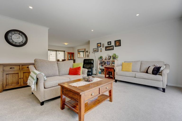 Photo of property in 13 Western View Heights, Horahora, Whangarei, 0110
