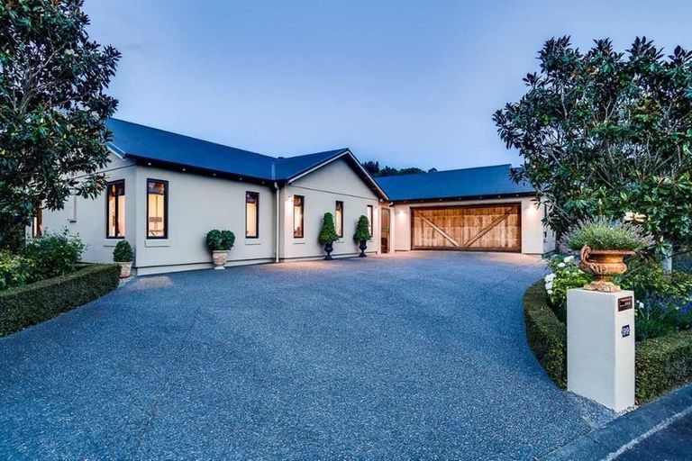 Photo of property in 99 Kent Terrace, Taradale, Napier, 4112
