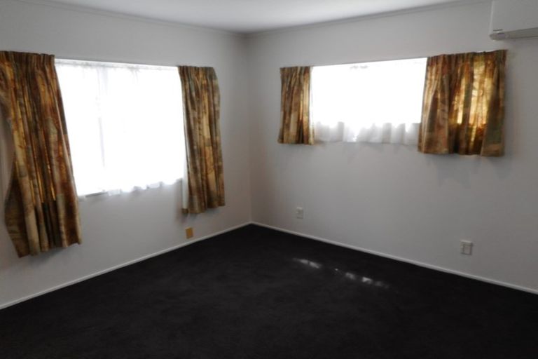 Photo of property in 2a Matangi Road, Mount Wellington, Auckland, 1060