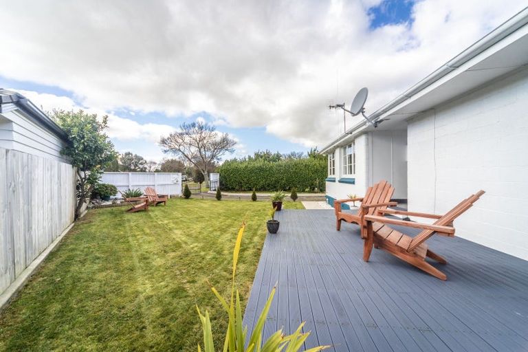 Photo of property in 16 Leicester Street, Terrace End, Palmerston North, 4410