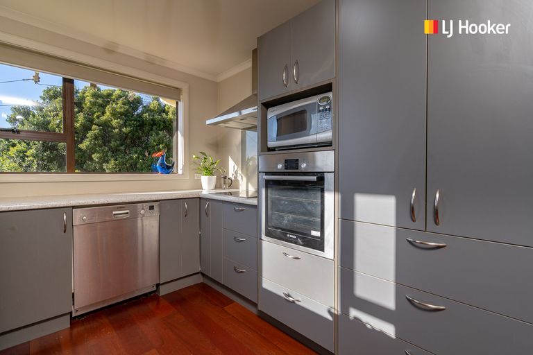 Photo of property in 30 Frances Street, Broad Bay, Dunedin, 9014