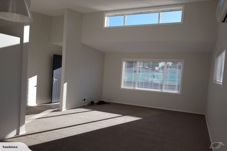 Photo of property in 136b Karewa Parade, Papamoa Beach, Papamoa, 3118