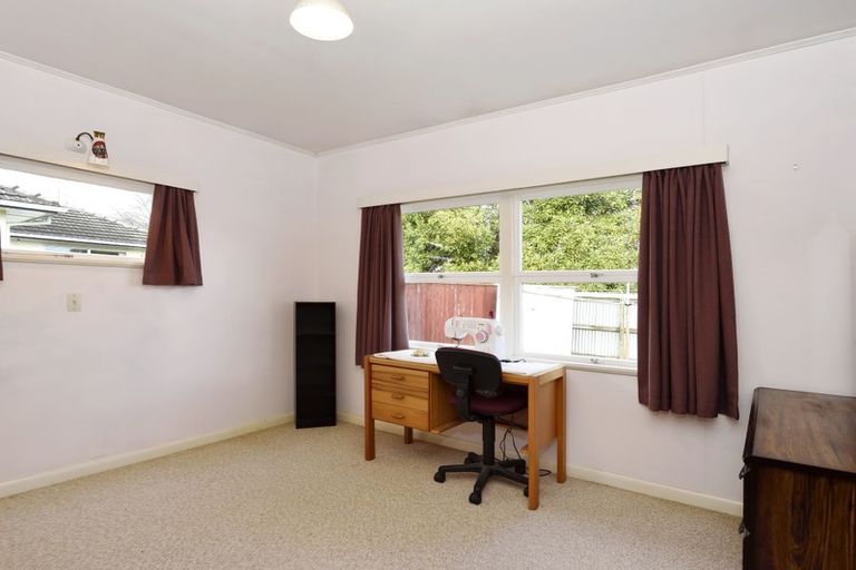 Photo of property in 6 Keats Crescent, Stoke, Nelson, 7011