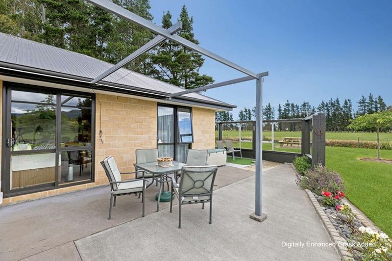 Photo of property in 39 Weld Street, Oxford, 7430