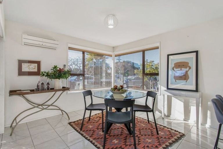 Photo of property in 107 Racecourse Road, Sockburn, Christchurch, 8042