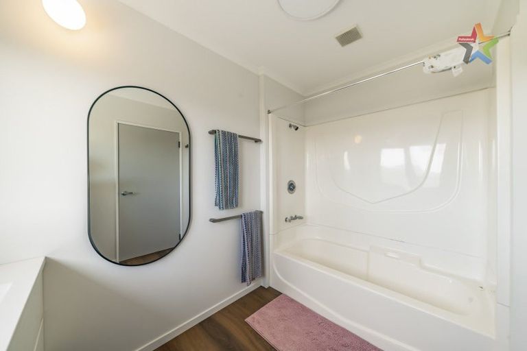 Photo of property in 93 Miromiro Road, Normandale, Lower Hutt, 5010