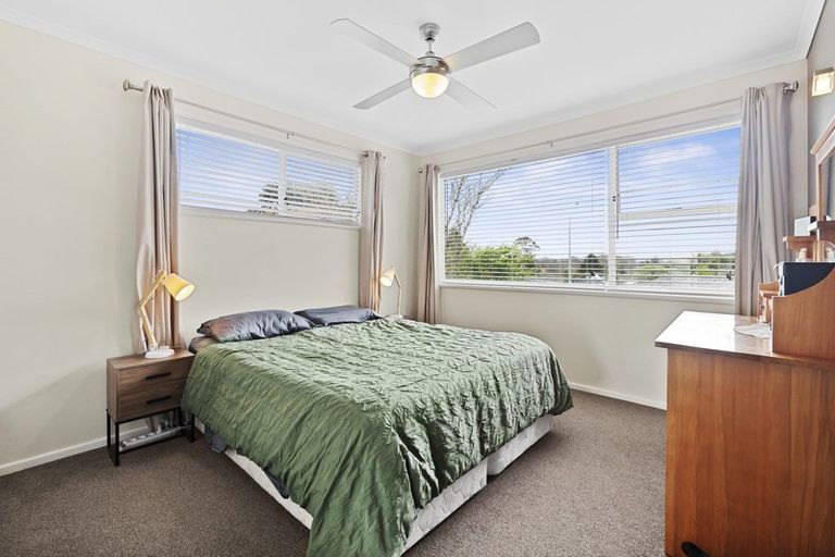 Photo of property in 49 Mack Place, Red Hill, Papakura, 2110