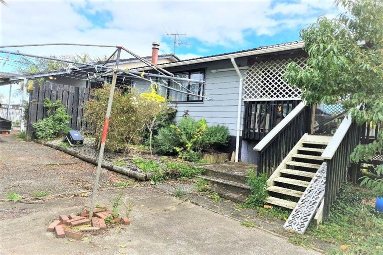 Photo of property in 13 Tabitha Crescent, Henderson, Auckland, 0612