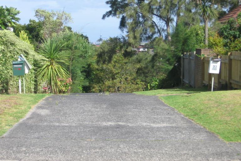 Photo of property in 2/35 Girrahween Drive, Totara Vale, Auckland, 0629