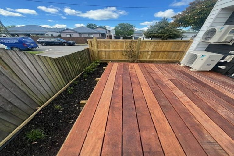 Photo of property in 2/31 Somerset Crescent, Spreydon, Christchurch, 8024