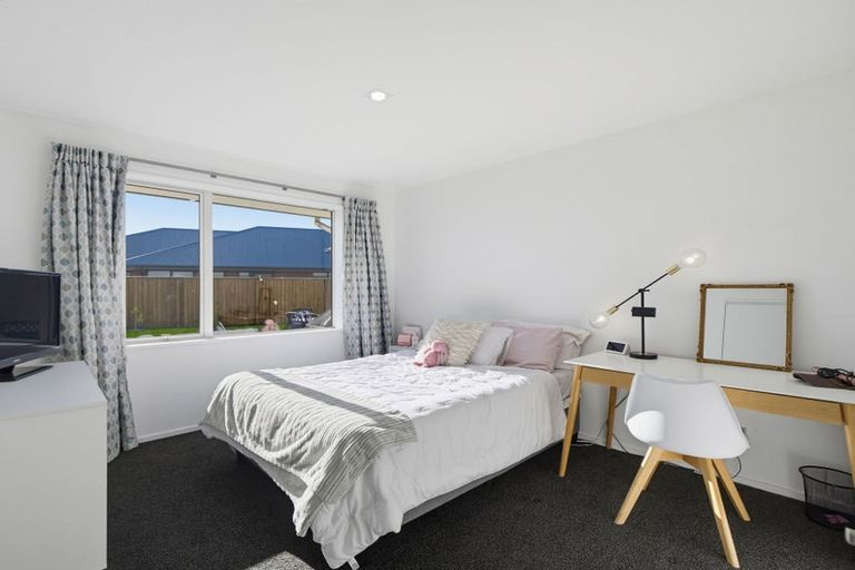 Photo of property in 25 Gilchrist Place, Kaiapoi, 7630